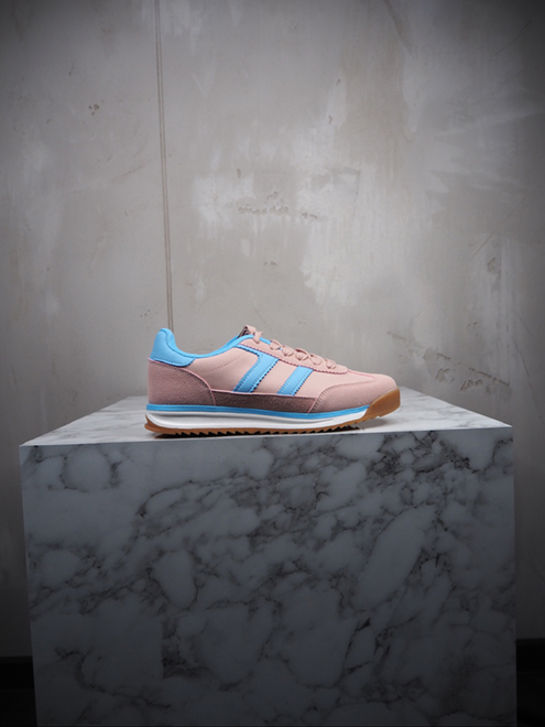 italienische mode kleiber werksverkauf Rosa und hellblaue Retro-Sneaker
