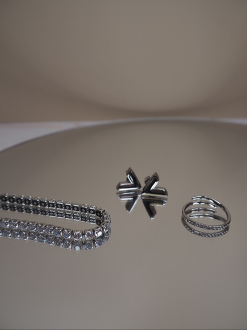 italienische mode kleiber werksverkauf Silbernes Armband und Ring mit Zirkonia, stilvoller Schmuck