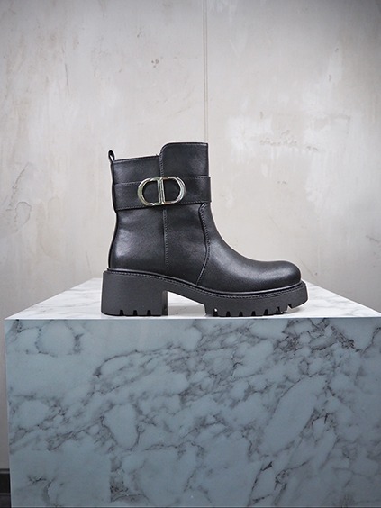 italienische mode kleiber werksverkauf Schwarzer Damenstiefel mit Schnalle und dicker Sohle